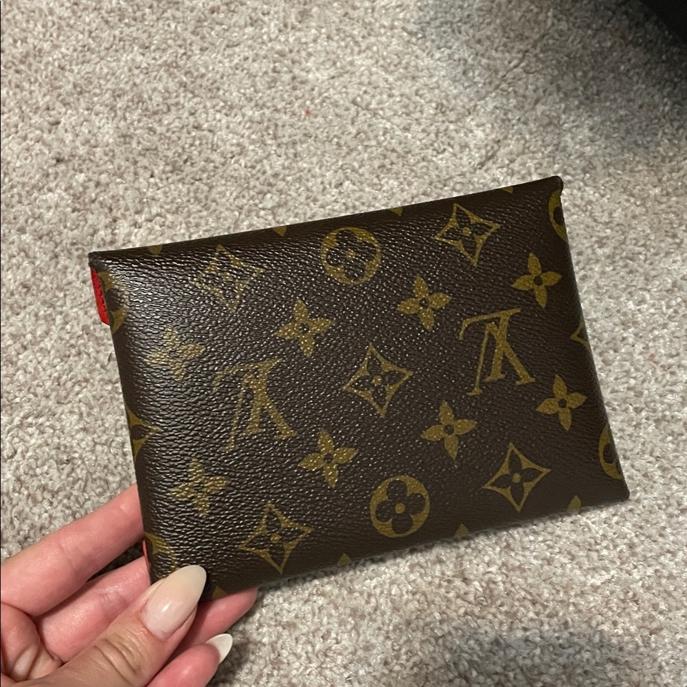Louis Vuitton Kirigami Pouchette - Picture 3 of 15